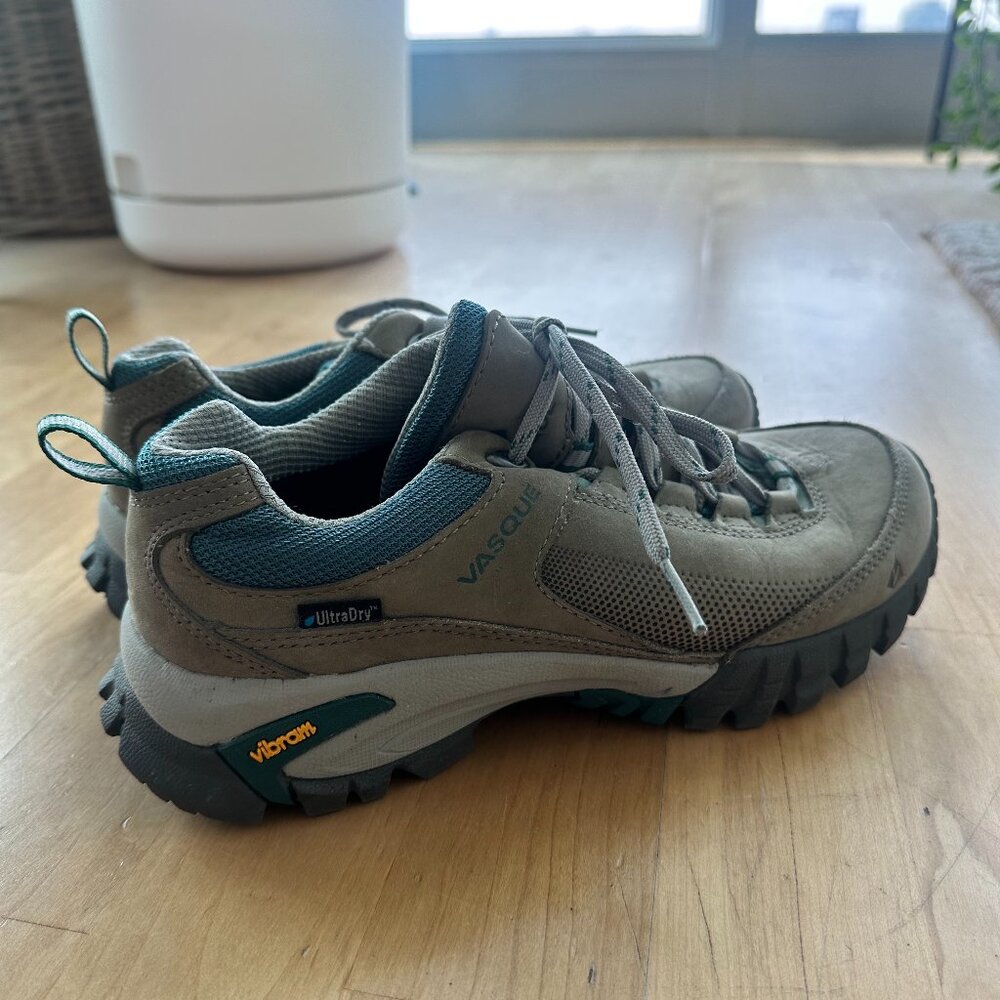 Vasque Talus Trek Low UltraDry Hiking Shoes